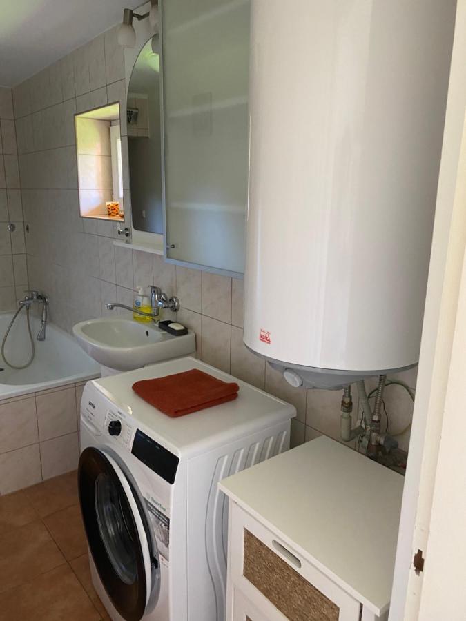 Vityesz Vendeghaz ** Apartment Chl'aba Exterior foto